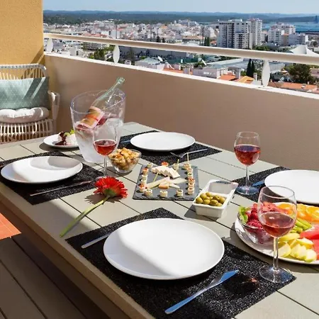 Penthouse Family Espirito Santo *